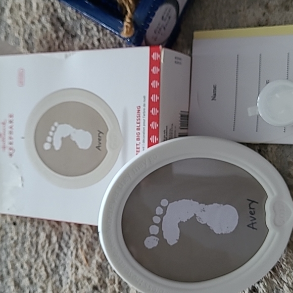 FINAL PRICE BUNDLE HALLMARK KEEPSAKE 2017, REALLY CUTE BOX WITH 2 ORNIMENTS - Picture 2 of 16